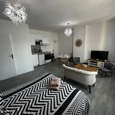 Le Caly - 2mn Gare Sncf, Hyper Centre, Wifi-netflix