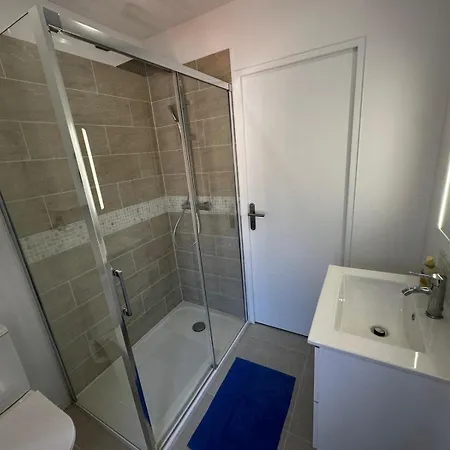 Le Caly - 2mn Gare Sncf, Hyper Centre, Wifi-netflix * Niort